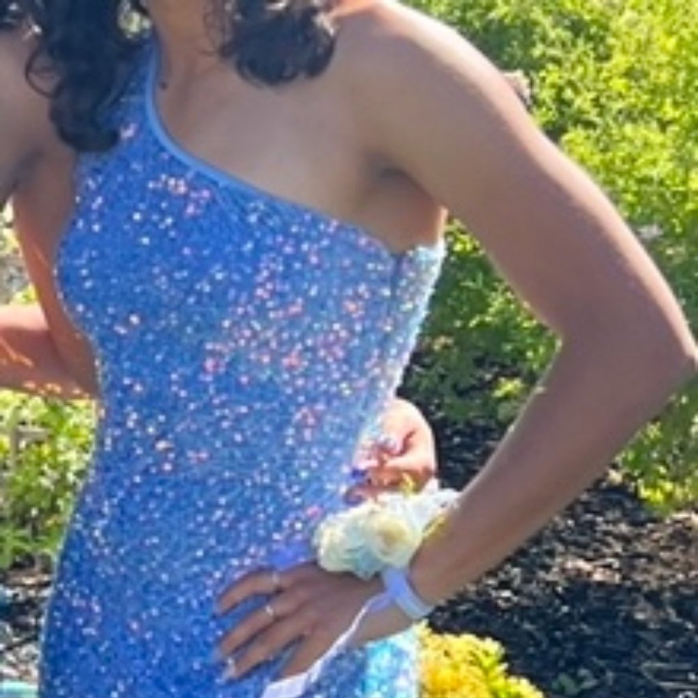 Oliviara One Shoulder Sequin Maxi Dress (Lucy in the Sky)